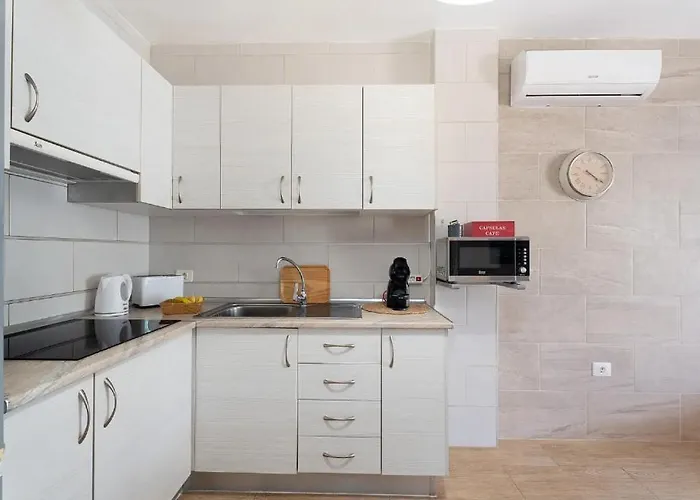 Апартаменты Marina Palace Playa Paraiso